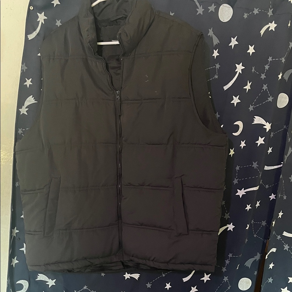 Men's Black Puffer Vest